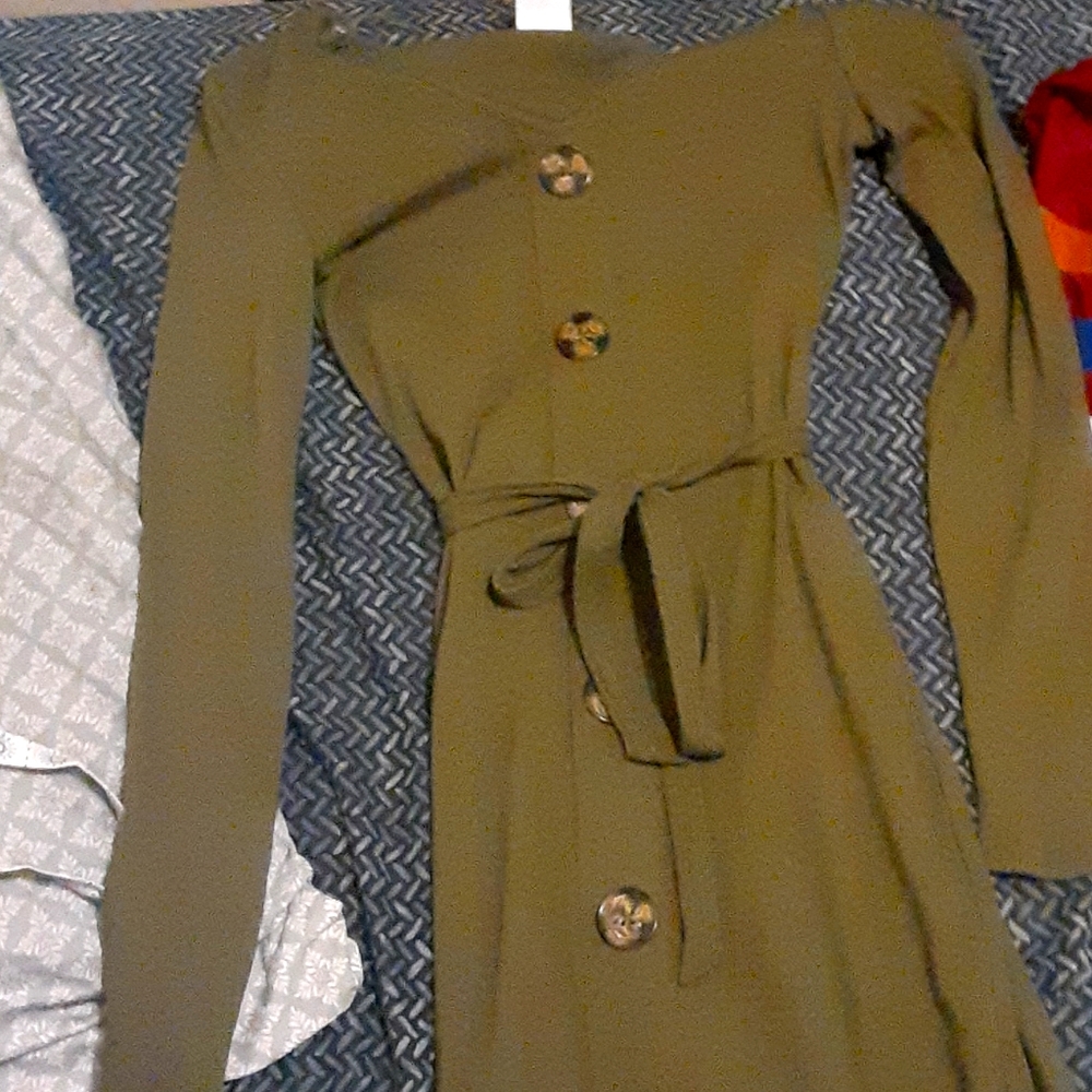 Olive green dress 🌵